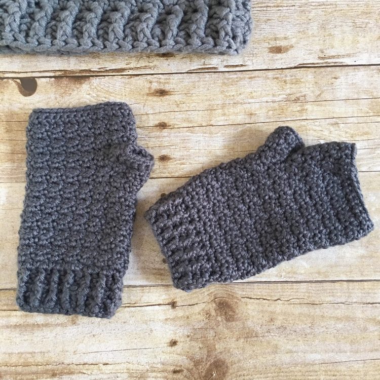 Lemon Peel Fingerless Gloves crochet pattern