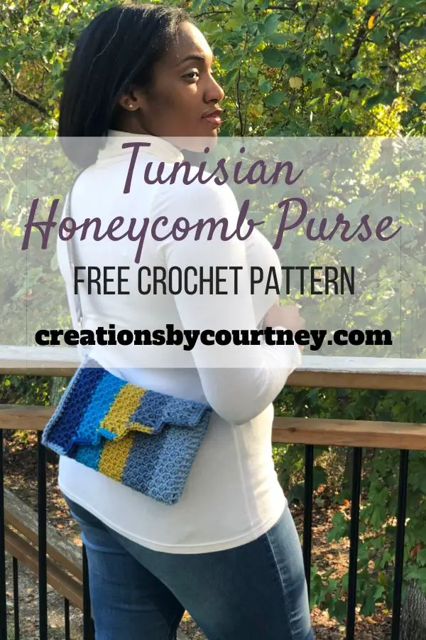 The Tunisian Honeycomb Purse is a fun, quick project to learn tunisian simple and purl stitches. It uses less yarn than a Caron x Pantone braid, so dive into your stash of bulky weight to get started this weekend. #CreationsbyCourtney #Freecrochetpattern