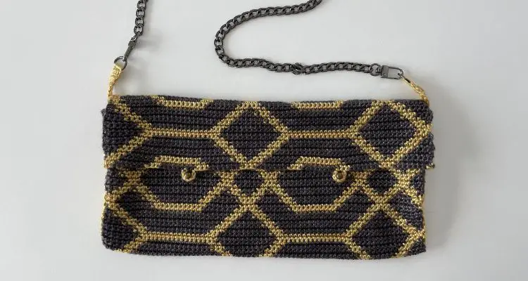 Ravelry: Shuri Purse pattern by Creations By Courtney